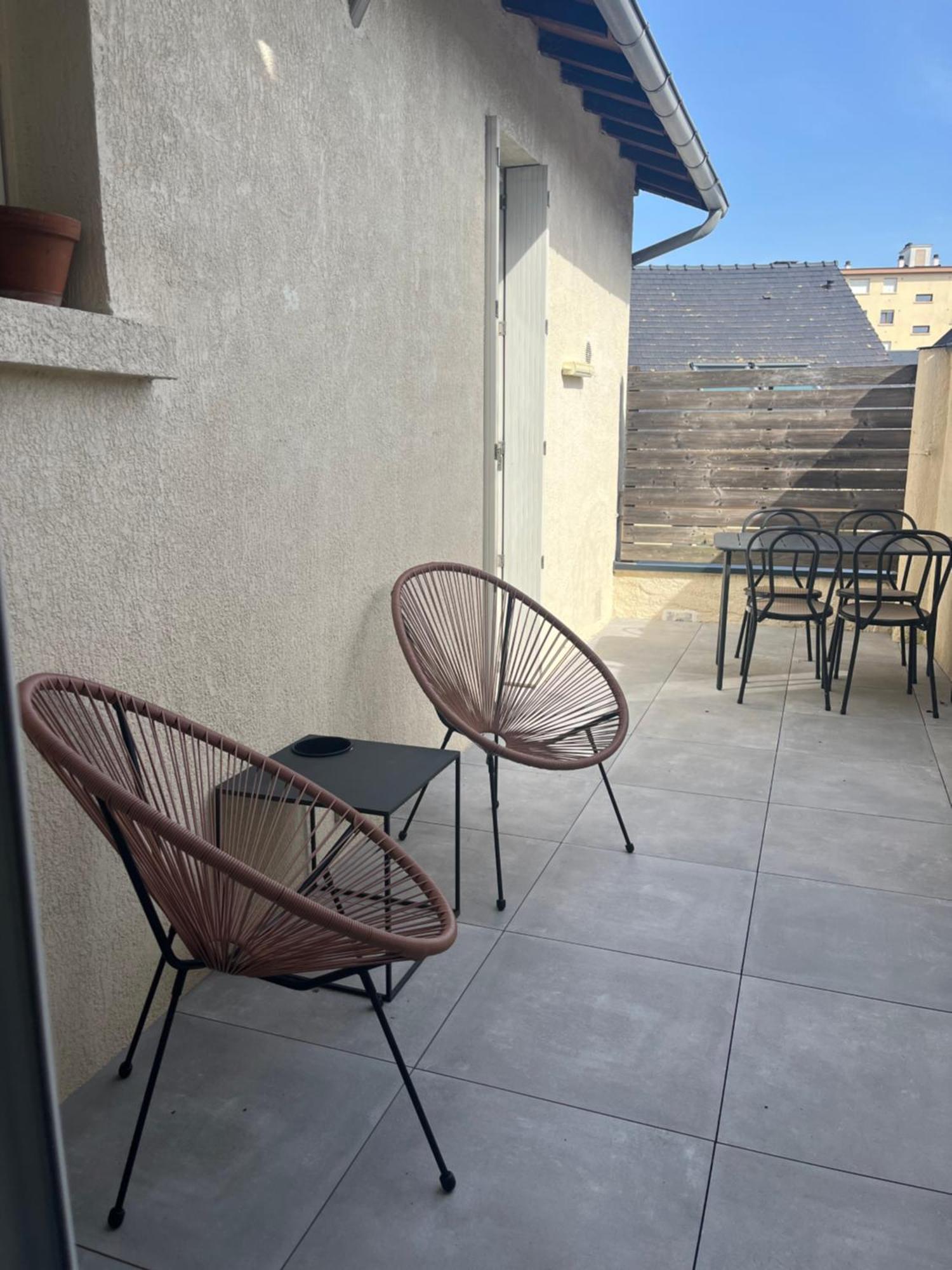Duplex De Charme En Centre Ville Avec Terrasse Brive-la-Gaillarde Exterior photo